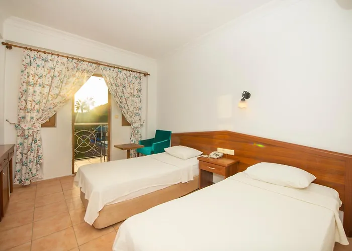 酒店 White 厄吕代尼兹